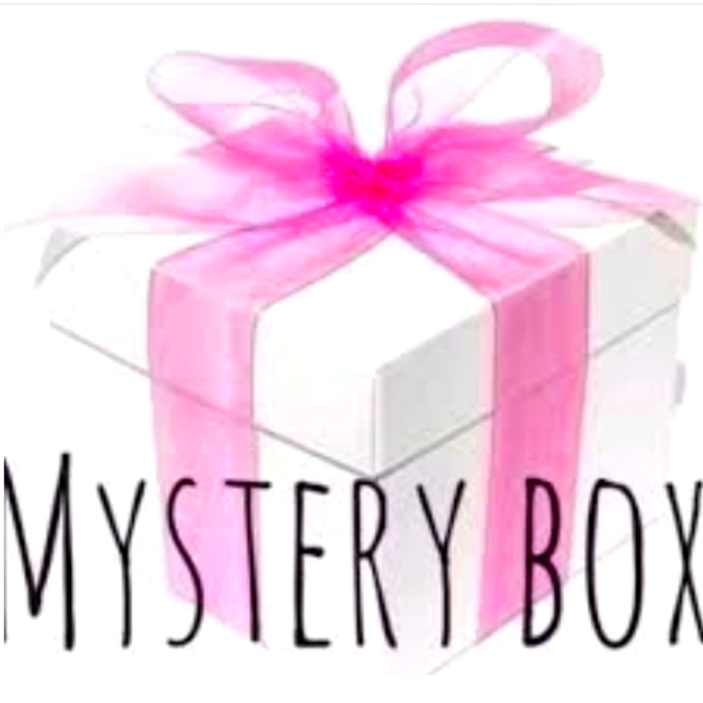 12 Piece MYSTERY Bundle Trendy Box